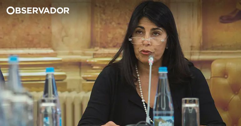 Ex-diretora nega participação em financiamento fraudulento – Observador