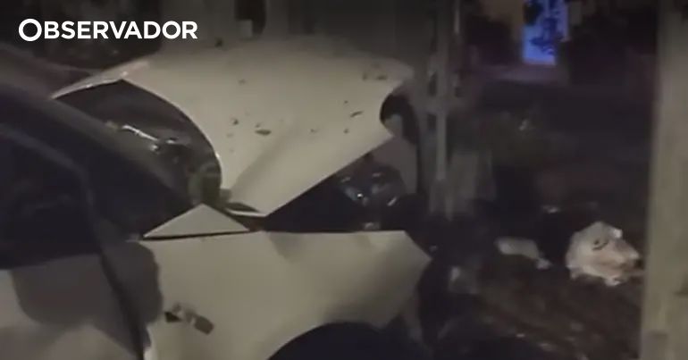Carro de jornalista destruído em ataque com explosivos – Observador