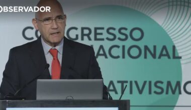 Passos pede decisões sem ceder a cálculos eleitorais – Observador