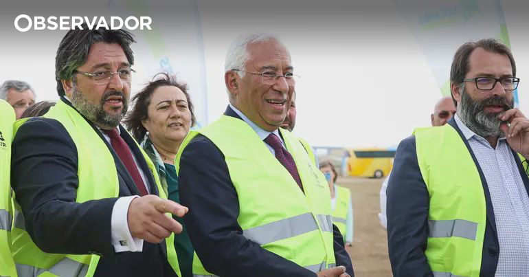 Leão. "Costa que se entretenha na Europa, não faz cá falta" – Observador