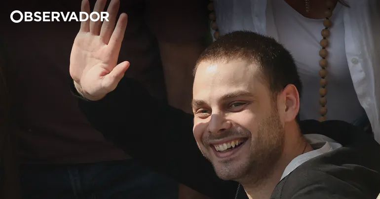 De pianistas a inspiração de filmes, os 20 reféns libertados – Observador