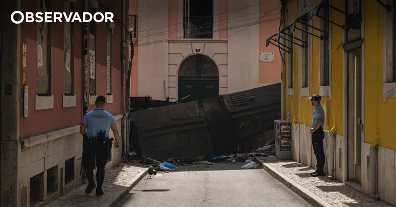 Elevador da Glória. VMER trancada por dentro falhou socorro – Observador
