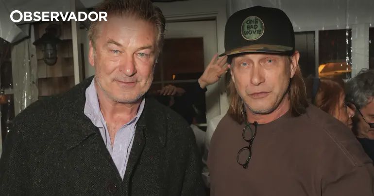 Irmãos Baldwin sofrem acidente de carro nos Hamptons – Observador