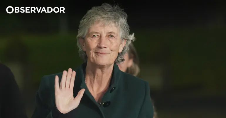 Irlanda. Candidata de esquerda ganha eleições presidenciais – Observador