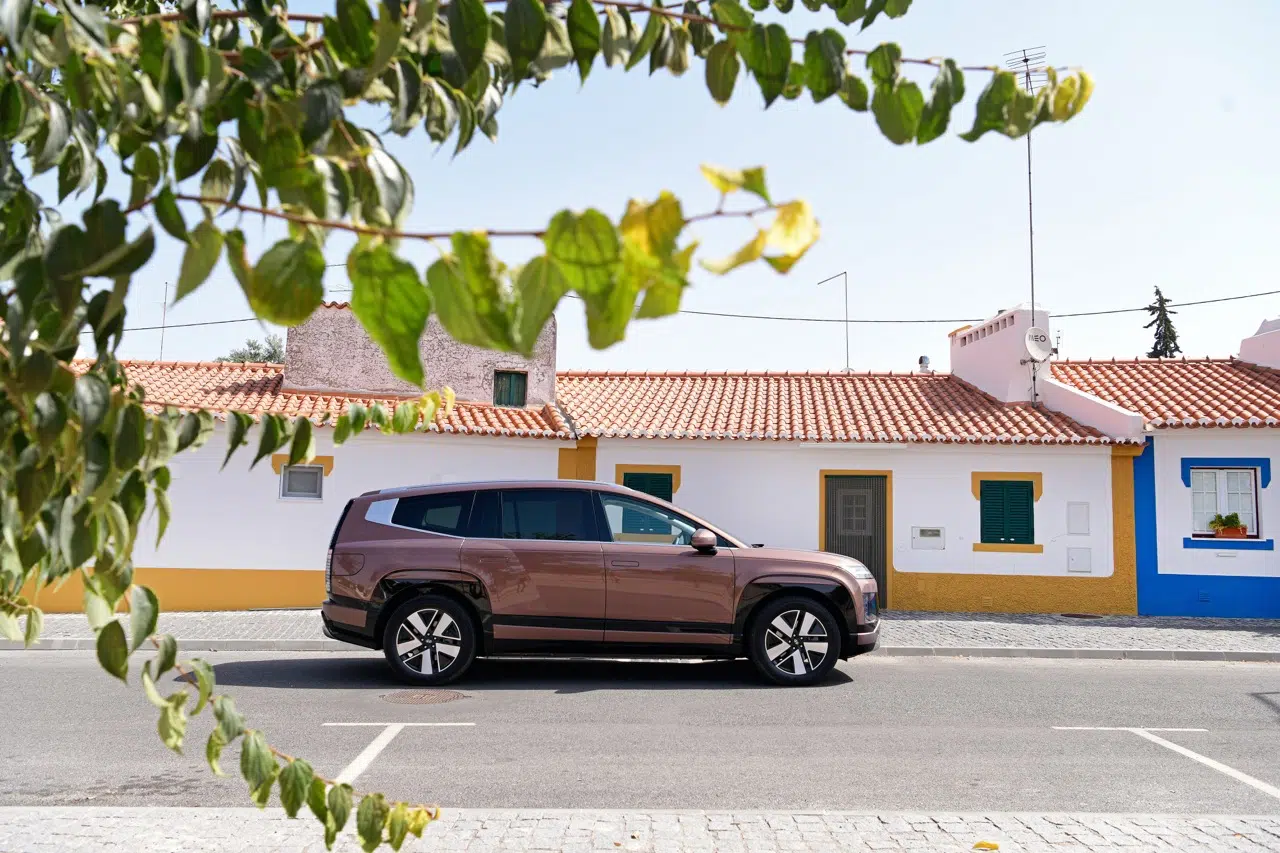 Hyundai ioniq 9 lateral teste alentejo