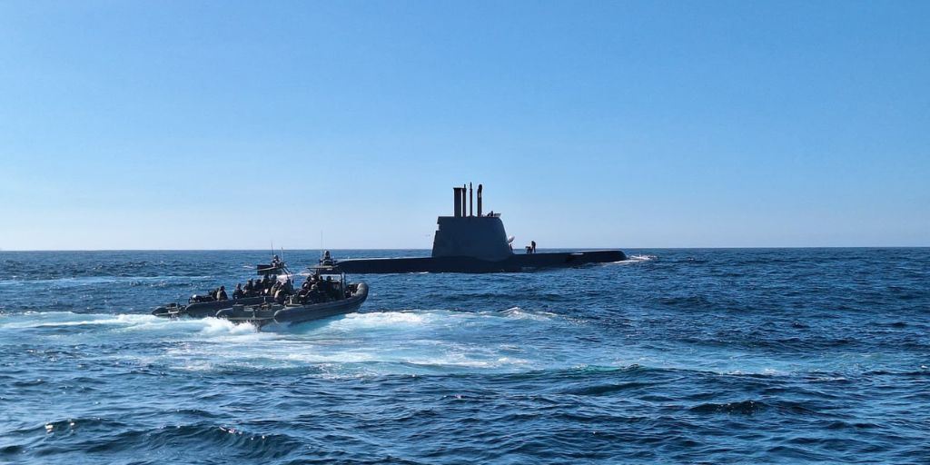 Marinha Portuguesa e forças especiais da Polónia treinam operações submarinas ao largo de Sines