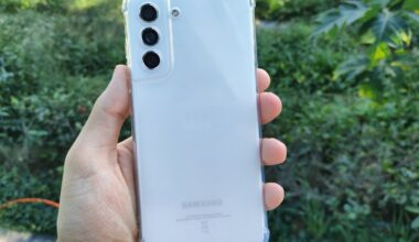 Samsung atualiza Galaxy S21 FE com o patch de segurança de outubro