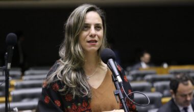 Discussão e votação de propostas legislativas. Dep. Fernanda Melchionna (PSOL - RS)