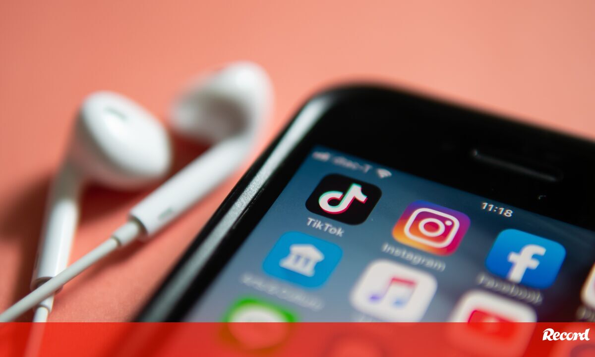 Partilha de localização no Instagram é risco para privacidade e segurança - Fora de Campo