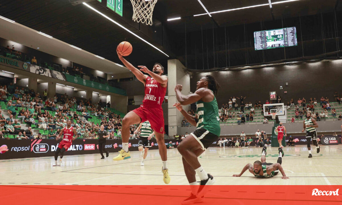 Benfica 'atropela' Sporting por 37 pontos de diferença no João Rocha - Basquetebol