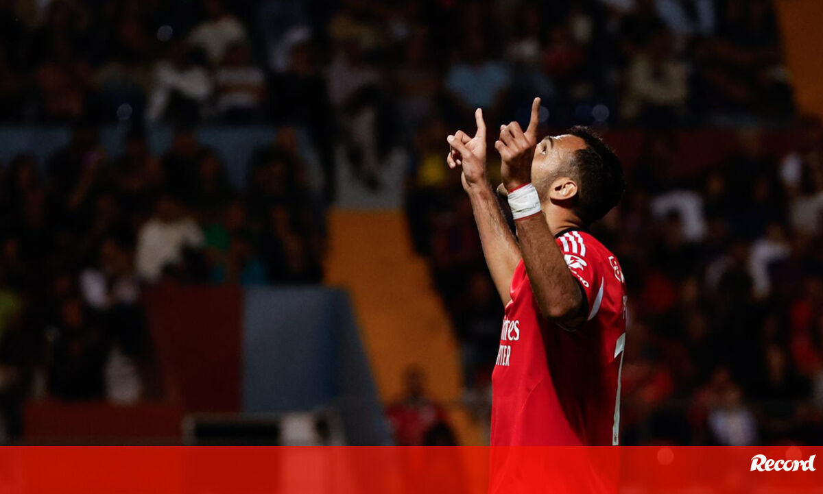 Raio de Zeus põe fim a seca da águia - Benfica