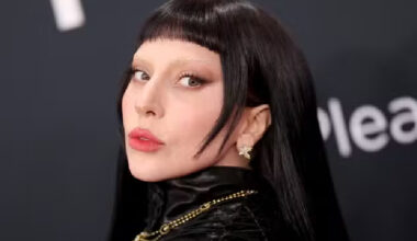 Lady Gaga também deve estar na trilha sonora de "O Diabo Veste Prada 2" – Rádio Mix FM