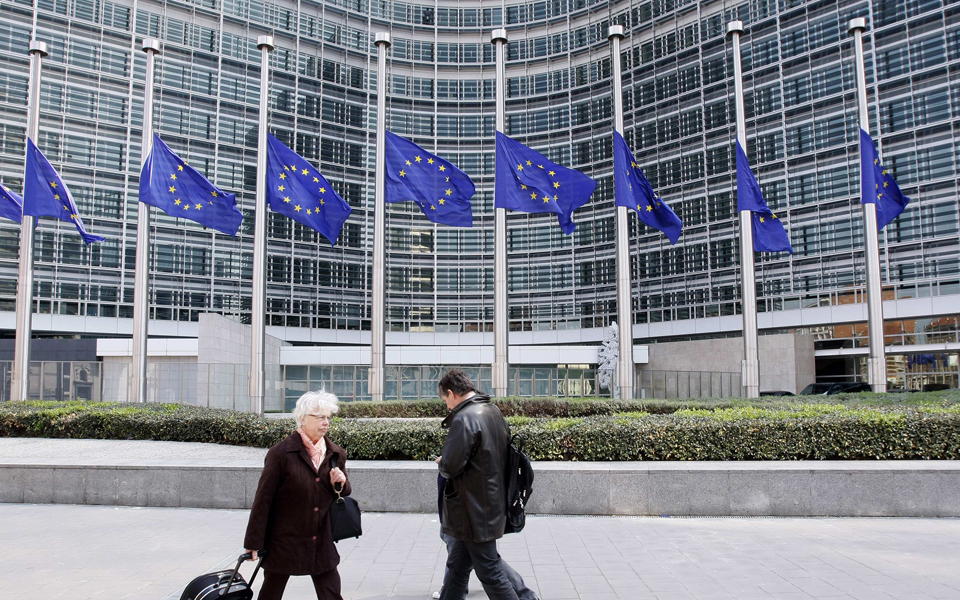 Europa aprova revisão do mecanismo de suspensão de vistos