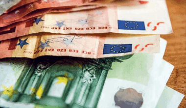 Taxas de poupança e investimento familiares estáveis no 2.º trimestre