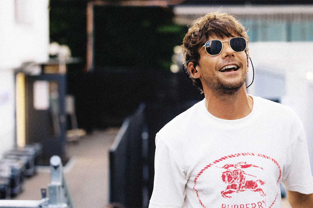 Louis Tomlinson divulga título, capa e data de lançamento de álbum novo