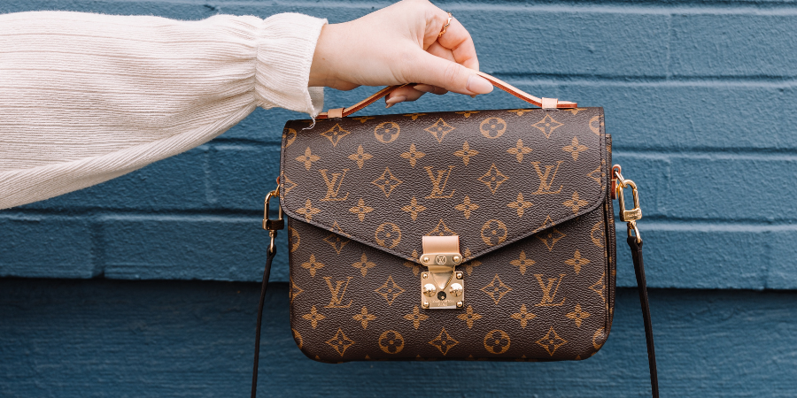 Louis Vuitton vence processo histórico de falsificação e é indemnizada em 584 milhões de dólares