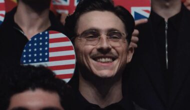 Timothée Chalamet entrega 'melhor atuação da carreira' em forte concorrente ao Oscar, destaca imprensa