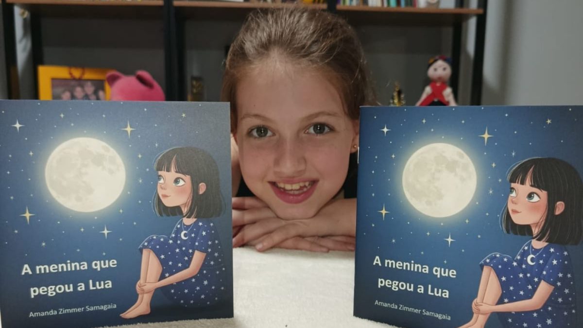 Mini escritora de Blumenau lança segundo livro aos 8 anos