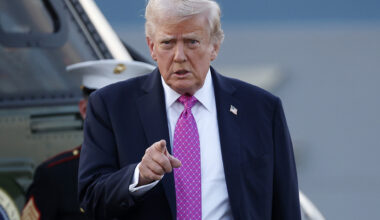 Trump visita Centro Nacional Médico Militar Walter Reed para "exame físico"