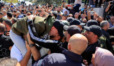 Palestiniano libertado revela tortura em Israel: "Espancados até à morte"