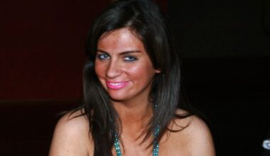 Joana Ramírez - Advogada dos famosos internada em ala psiquiátrica após entrar com máscara de gás em Tribunal