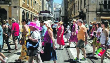 Sem contributo da segurança social, saldo orçamental seria negativo em 2%