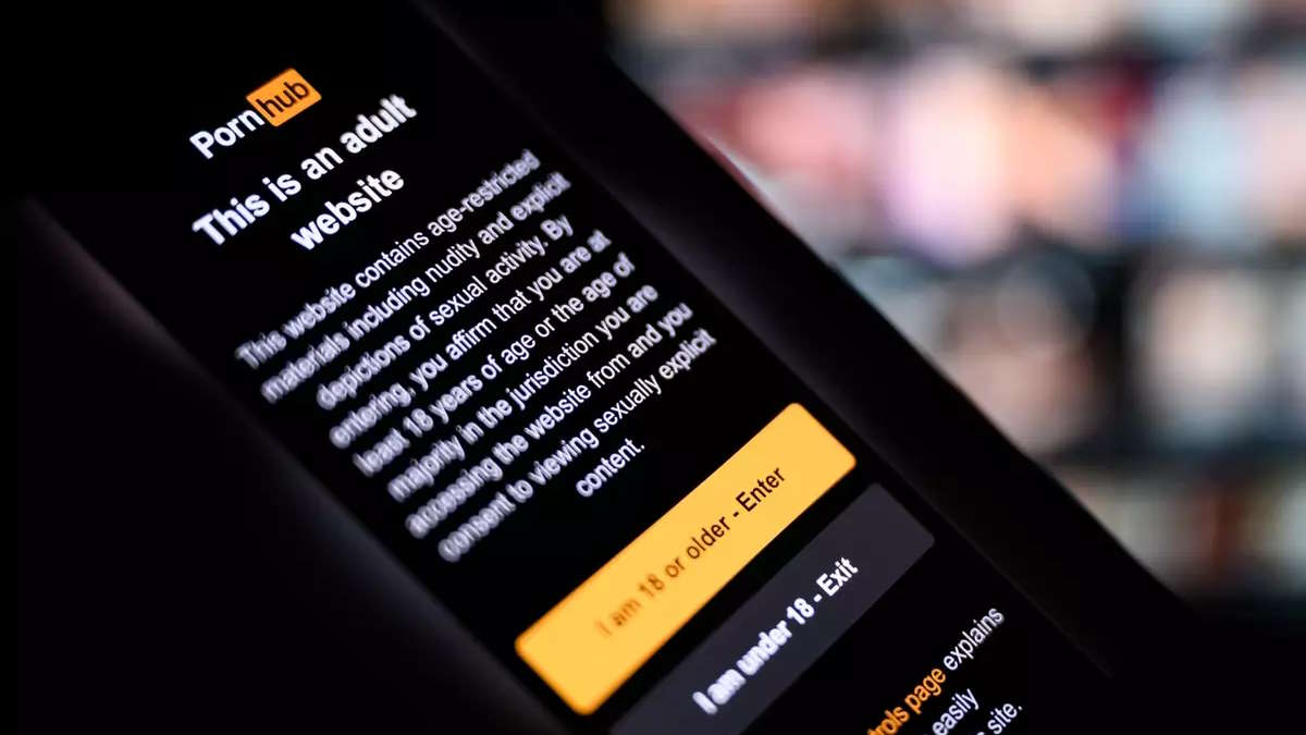 Itália PornHub França verificação idade
