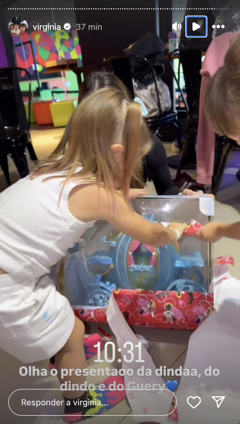 Presente de Samara Pink para Maria Flor - Foto: Reprodução / Instagram