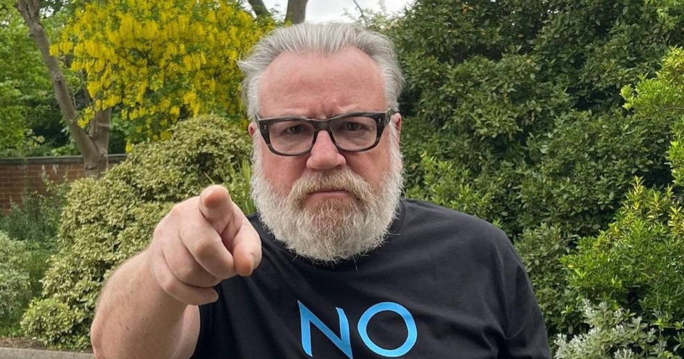 O ator Ray Winstone — Foto: Reprodução/Instagram