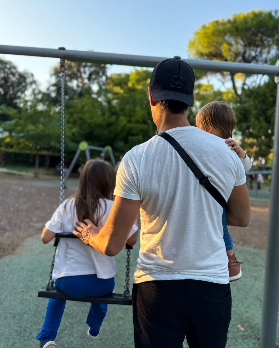 Rodrigo Santoro exibe fotos com as filhas - Foto: Reprodução / Instagram @rodrigosantoro