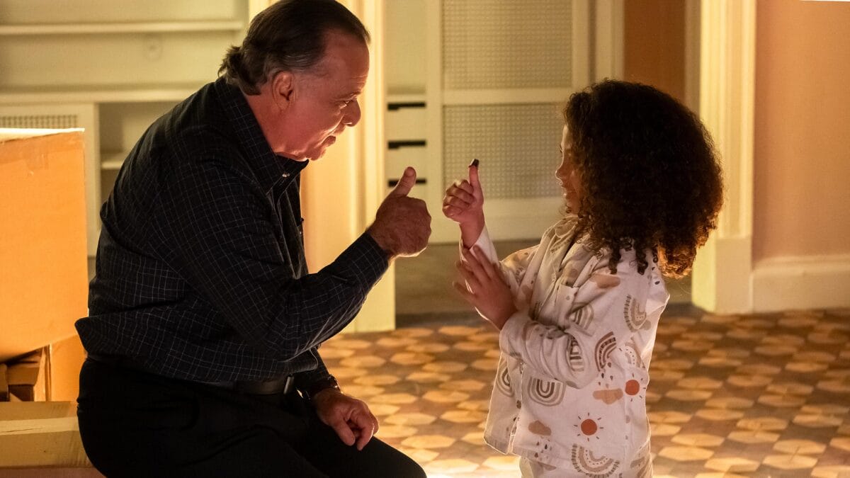 sofia e abel se reencontram em dona de mim