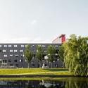 Suíte 9 no Campus da Universidade de Tecnologia de Delft / Studioninedots - Fotografia de Exterior