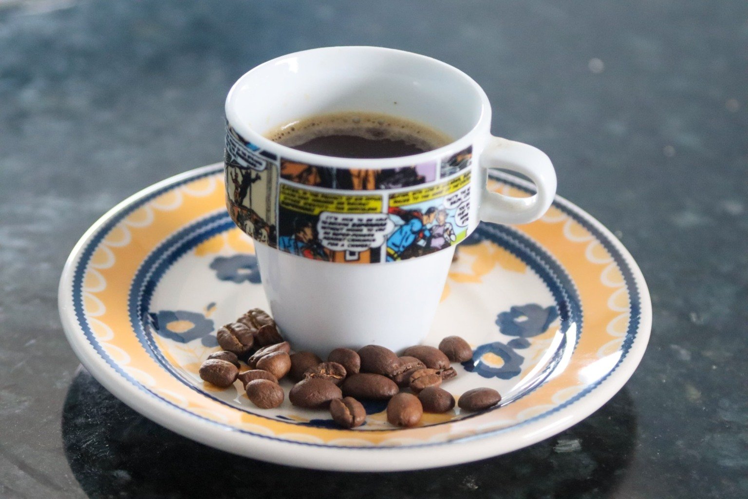 Insônia, palpitações e ansiedade: saiba identificar quando é hora de cortar o café