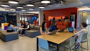 Startup de Curitiba dobra de tamanho e fatura R$ 100 milhões