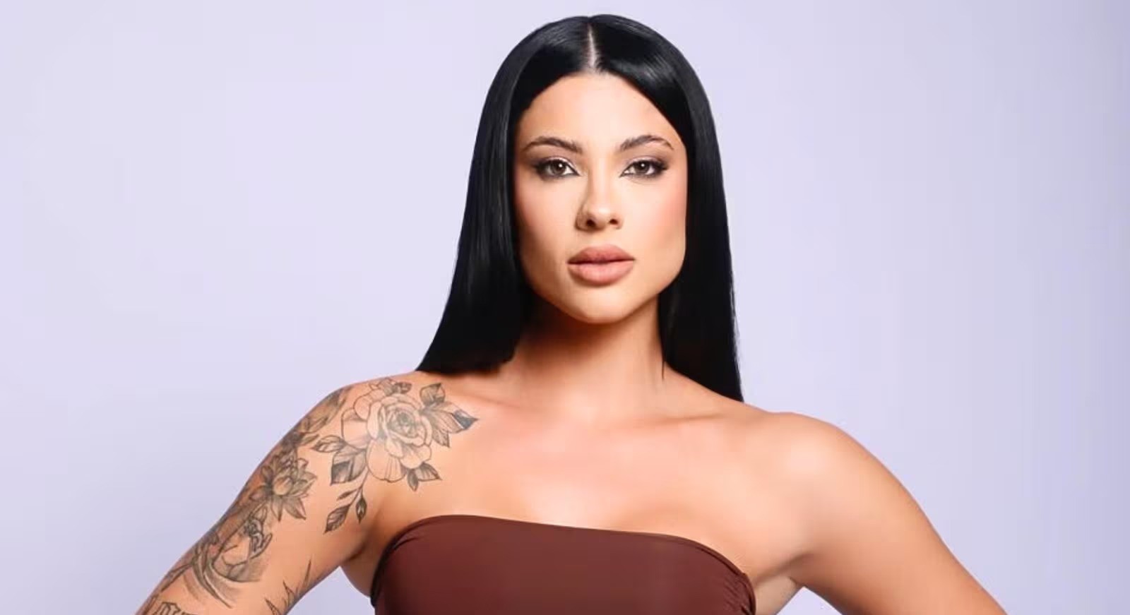 Ray Fligliuzzi: musa da Vila Isabel e namorada do cantor Belo — Foto: Reprodução/Instagram