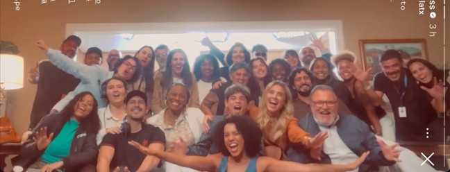 Elenco se despede de 'Vale tudo' — Foto: Reprodução/Instagram