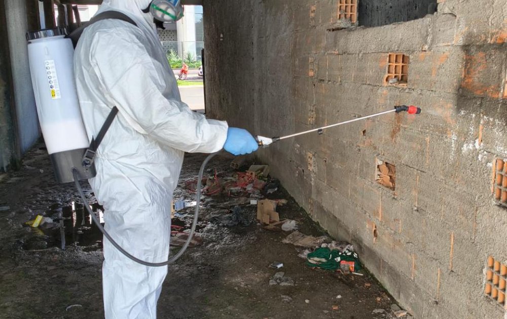 Secretaria de Saúde realiza borrifação em prevenção contra a Dengue