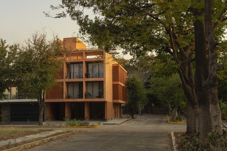 Edifício Sabines 242 / Grado Studio - Fotografia de Exterior