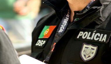 Polícia sodomizou detido com bastão, colegas filmaram. Dois agentes em prisão preventiva