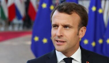 Macron afirma que a Rússia é ameaça para Europa e não se deve mostrar fraqueza