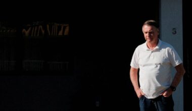 Supremo Tribunal do Brasil decide manter Bolsonaro em prisão preventiva