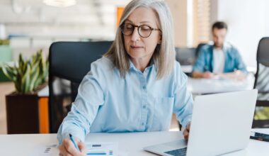 Idade da reforma vai subir dois meses. Para ter 93% do salário, tem que trabalhar 46 anos