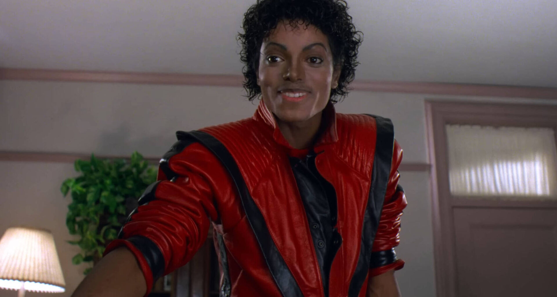 Michael Jackson alcança top 10 Billboard pela sexta década - 11/11/2025 - Ilustrada