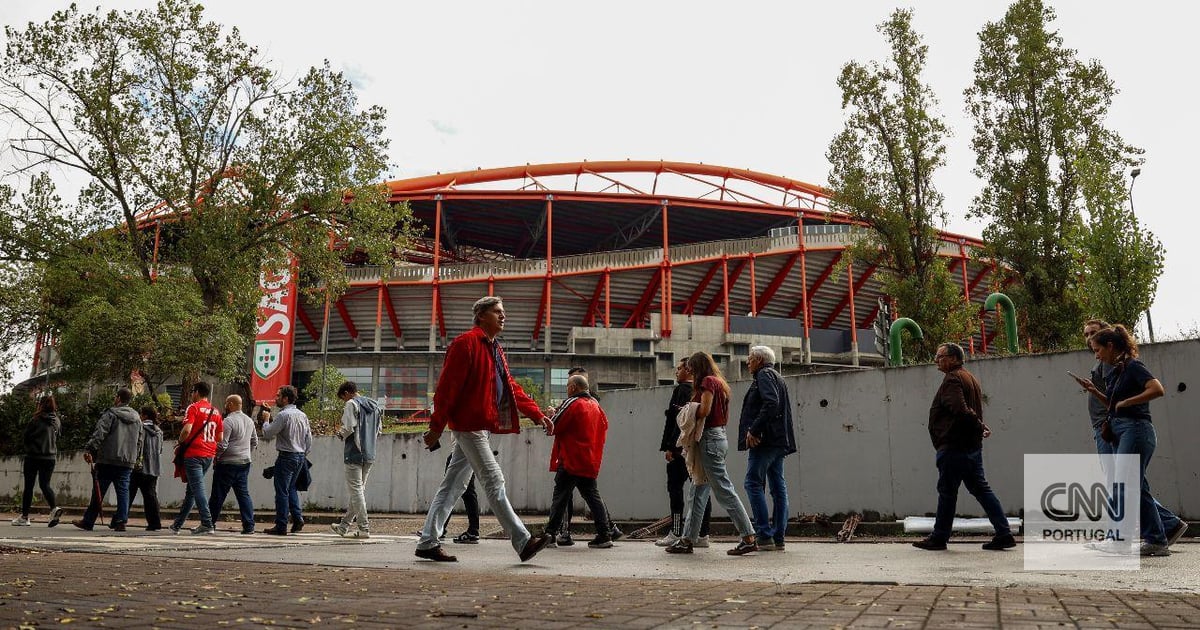 Noronha Lopes pisca o olho aos vieiristas, Rui Costa ficou "magoado" com coisas que se disseram na campanha