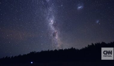 Os cientistas acreditam que o brilho misterioso da nossa galáxia pode ter origem na matéria escura