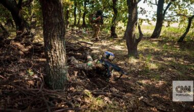 Ucrânia e Rússia tentam tudo em cidade-chave numa das batalhas mais importantes dos últimos anos