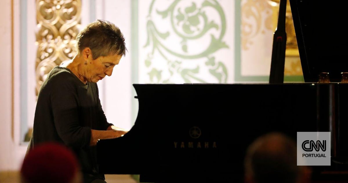 Maria João Pires diz estar num "processo de mudança radical" após ter terminado carreira de pianista