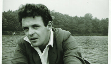 Anthony Hopkins conta de seu pai e álcool em autobiografia - 04/11/2025 - Ilustrada