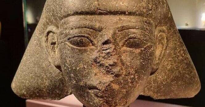 Países Baixos vão devolver escultura antiga roubada ao Egito