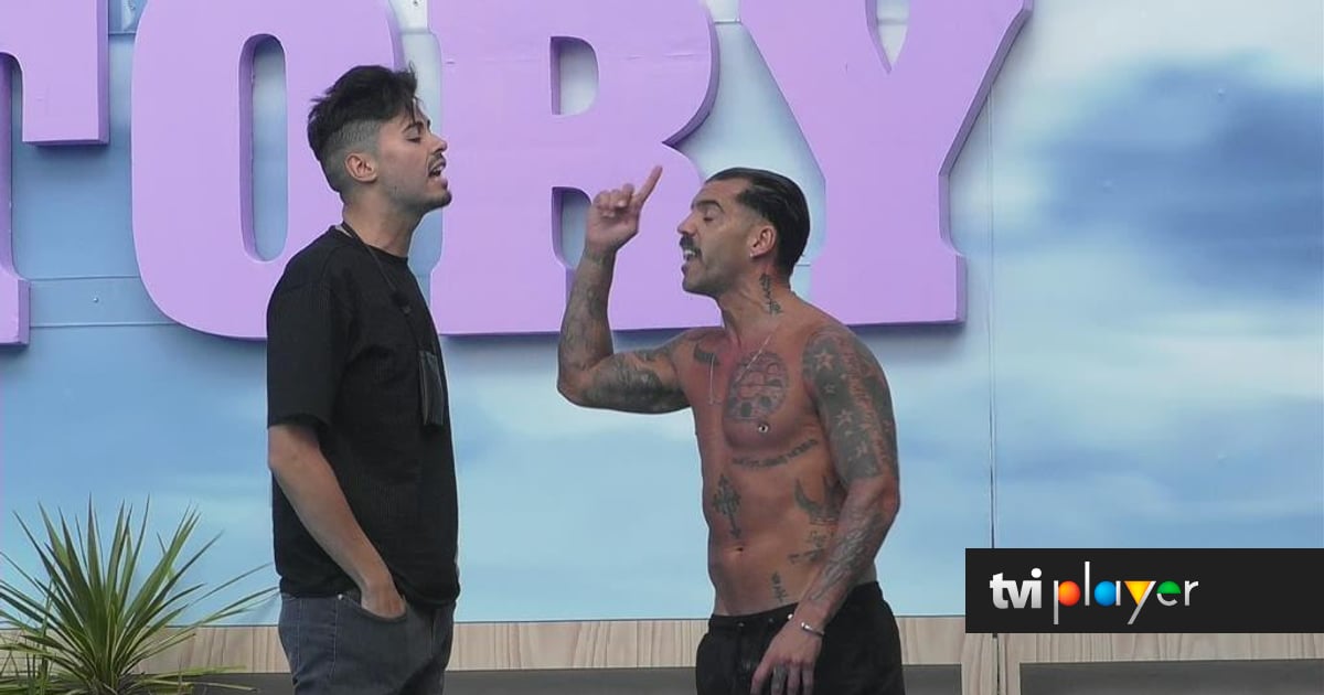 Bruno Simão ‘vai para cima’ de Leandro: «Não vales nada» - TVI Player